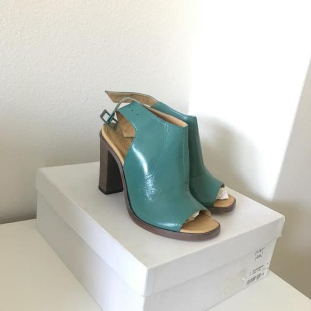 Maison Margiela MM6 Shiny Blue Heel NEW
